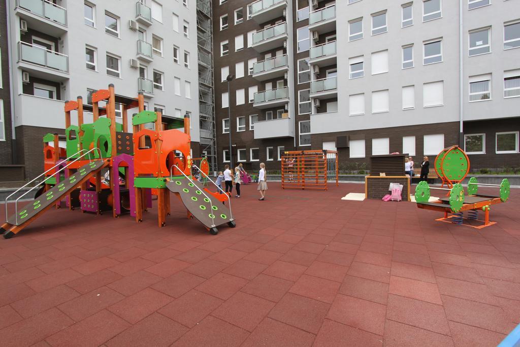 Riviera New Belgrade Apartment, Parking 5 Eur Per Day Ngoại thất bức ảnh