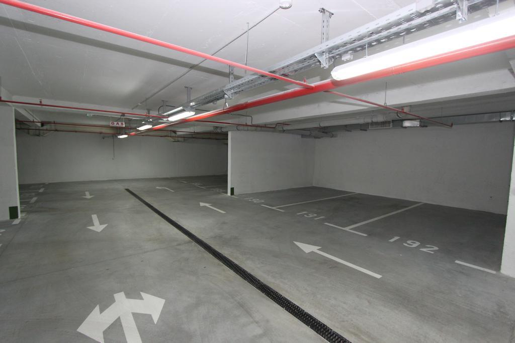 Riviera New Belgrade Apartment, Parking 5 Eur Per Day Ngoại thất bức ảnh