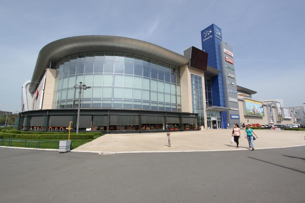 Riviera New Belgrade Apartment, Parking 5 Eur Per Day Ngoại thất bức ảnh